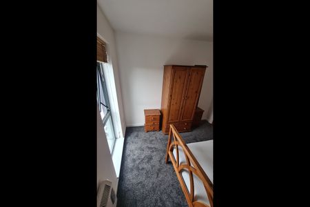 Room in a Shared House, Quay 5, M5 - Photo 2