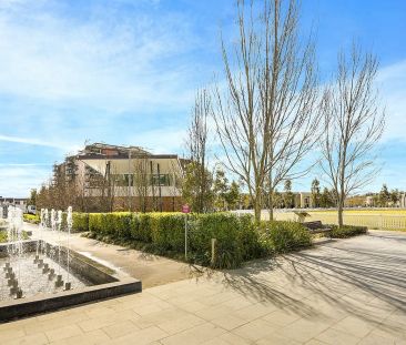 “Light-filled residence in Thornton Estate” - Photo 5