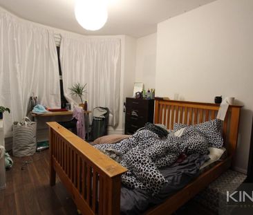 6 bedroom terraced house to rent - Photo 2