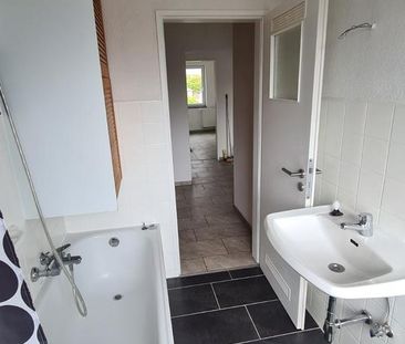 3-Zi-Whg Balkon, WHV Heppens, 200m Kurpark, 1.100 m Marinearsenal - Photo 1