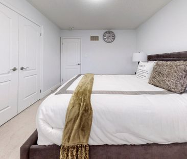 For Lease - 280 Miller Park Avenue Unit# (Upper Portion), Bradford ... - Photo 1