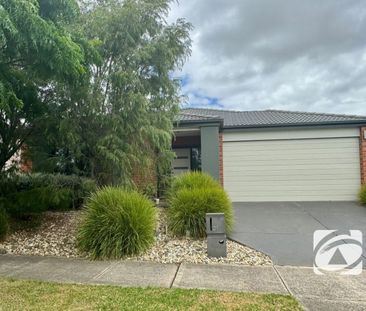 GREAT FAMILY HOME IN CLYDE NORTH - Photo 3