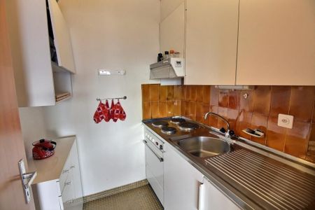 Studio for rent by the week on the pedestrian village square - Photo 2