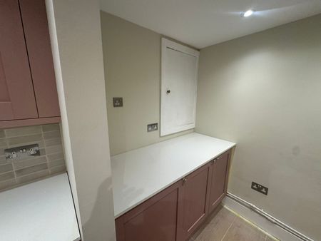 2 Bed Flat, Battersea Park Road, SW11 - Photo 5
