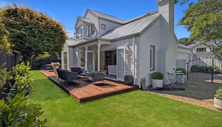 ST ALBANS - FOUR BEDROOM RENOVATED HOME IN GREAT SCHOOL ZONES - Photo 5