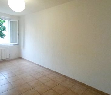 Location Appartement 1 pièce 33m² TOULON 83000 - Photo 2