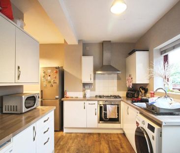 4 bedroom house share to rent - Photo 5