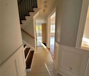 For Lease - 34 Castlehill Road, Brampton, Ontario - Photo 2