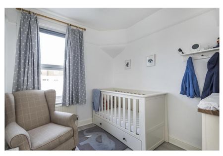 4 bedroom terraced house to rent - Photo 4