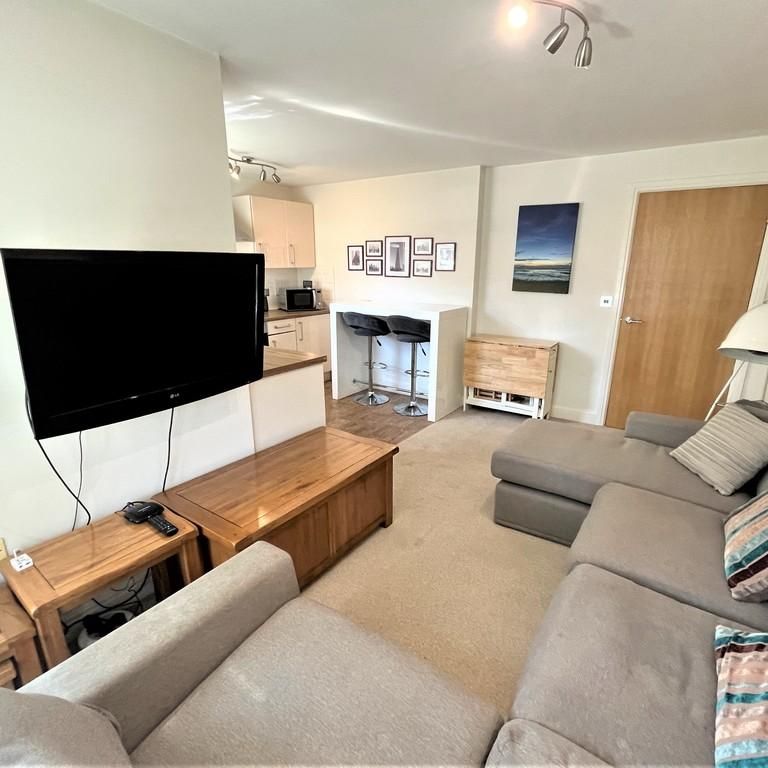 2 bedroom maisonette to rent - Photo 1