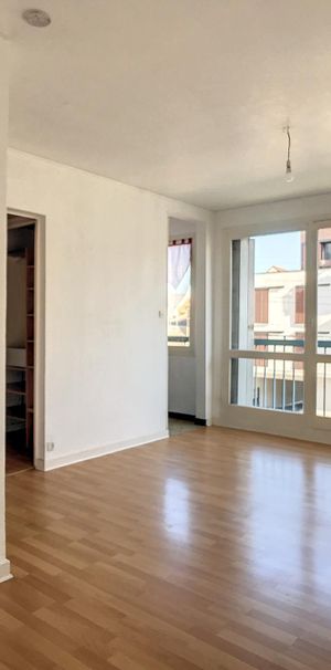 Location Appartement 1 pièce 26m² TROYES 10000 - Photo 1