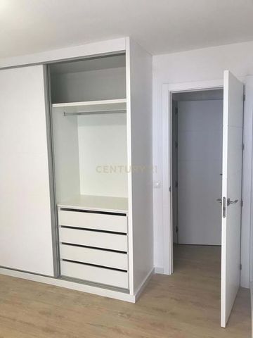 Fuengirola, Andalusia - Photo 3