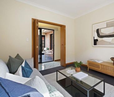 NEAT MODERN HOME IN FANTASTIC WESTERN SUBURB LOCATION - Photo 2