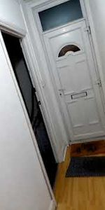 5 Bed Terraced House, Broxtowe Street, NG5 - Photo 4