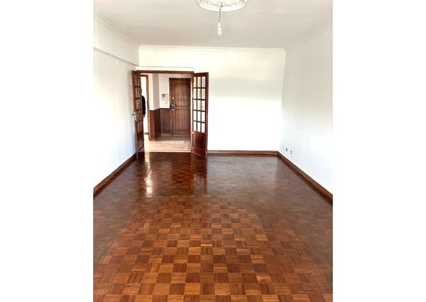 Apartamento T3 em Lisboa