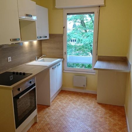 Location Appartement 2 pièces 46m² CAMBRAI 59400 - Photo 4