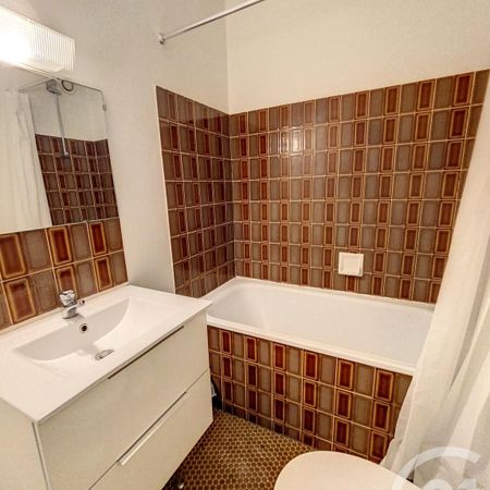 Location Appartement 1 pièce 18m² CLERMONT FERRAND 63000 - Photo 3