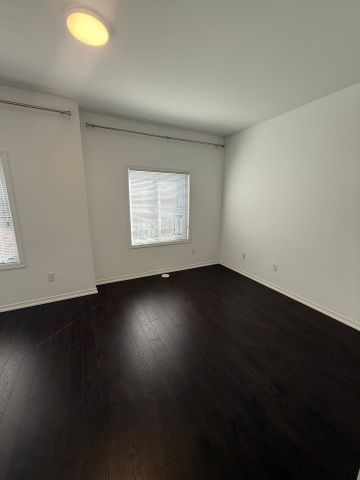 For Lease - 27 Coneflower Crescent Unit# 30, Toronto, Ontario - Photo 4