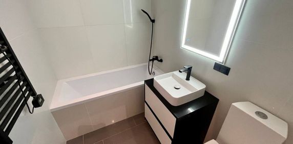 2 camere situat in zona Lidl din cartierul Buna Ziua de inchiriat - Fotografie 2