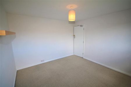4 bedroom house to rent - Photo 3