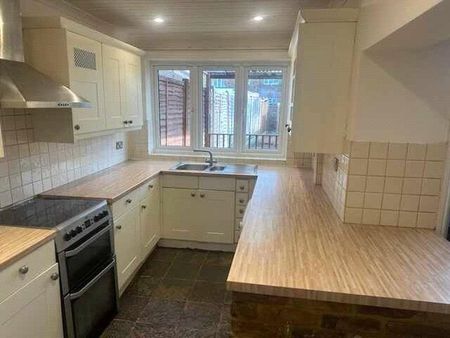 2 bedroom terraced house to rent - Photo 5