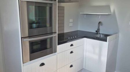 Peaceful Living with Rural Views - Photo 3