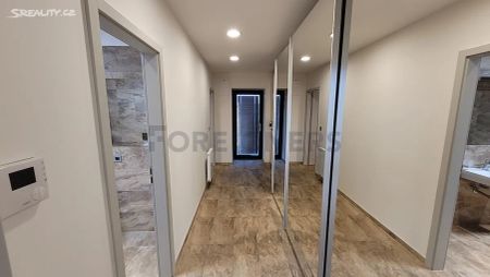 Pronájem bytu 2+kk 67 m² - Photo 3