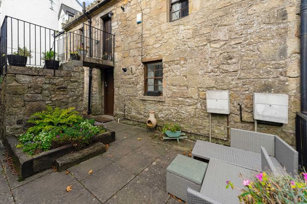 Price £695 pcm - Available 22/04/2026 - Unfurnished - Photo 1