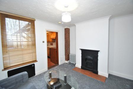 1 bedroom maisonette to rent - Photo 3