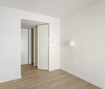 Excellent 1 Bedroom apartment for rent in Ventilla - Almenara, Madrid - Photo 5