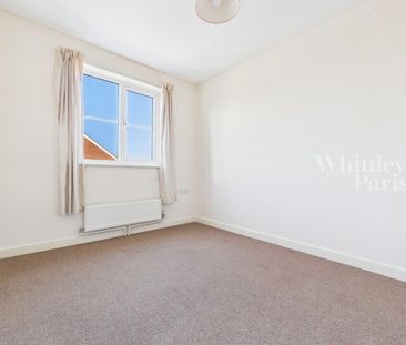 3 bedroom semi-detached house to rent - Photo 6