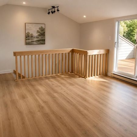 ✨ Superbe 5½ lumineux avec mezzanine et terrasse, Électroménager inclus – St-Bruno-de-Montarville ✨ - Photo 4