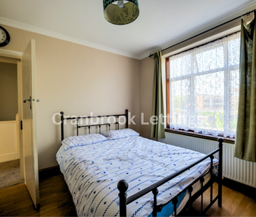 3 bedroom terraced house to rent - Photo 5