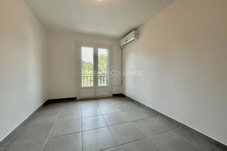 Location Appartement 3 pièces 64m² LA CIOTAT 13600 - Photo 2
