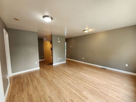 For Lease - 141 Silas Boulevard, Georgina, Ontario - Photo 3