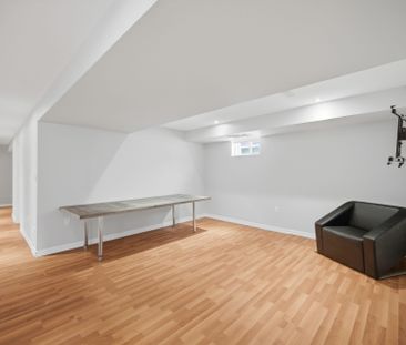 For Lease - 53 Guery Crescent Unit# 2, Vaughan, Ontario - Photo 6