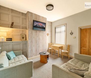 4 bedroom terraced house to rent - Photo 1