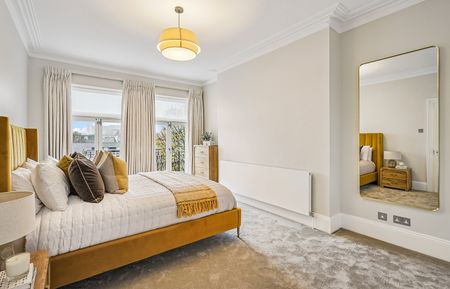 Gloucester Road, SW7, London - Photo 5