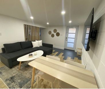 For Lease - 100 Stephen Drive, Toronto, Ontario - Photo 5