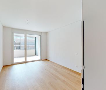 Neuwertige 2.5 Zimmer Sitzplatz Wohnung - Photo 1
