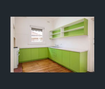 If space is what you're looking for, look no further! - Photo 2