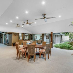 11 Pioneer Street - Photo 2