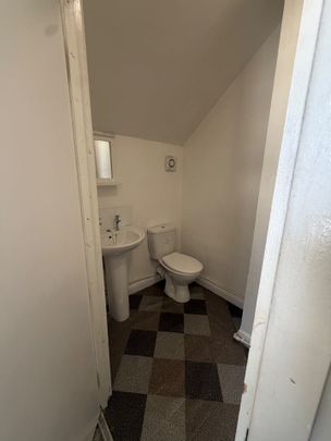 1 Bed Flat, Radford Boulevard, NG7 - Photo 1