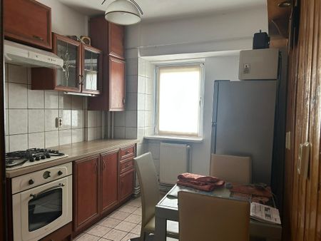 Ap. 3 cam decomandat - GARĂ, acces facil Univ. Al. Ioan Cuza - Fotografie 4