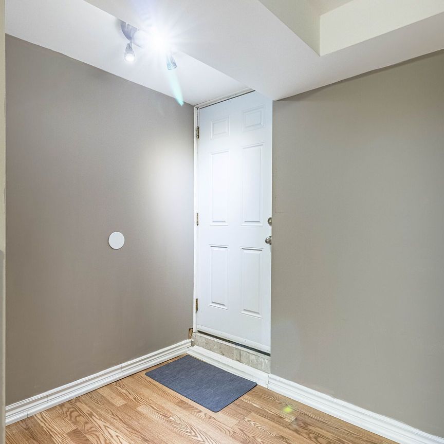 For Lease - 34 Niagara Place Unit# Basement, Brampton, Ontario - Photo 1