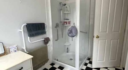 MASTERTON - 2 BEDROOMS - Photo 3