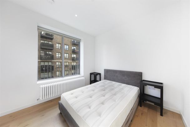 Goodluck Hope Walk, London, E14 - Photo 1