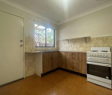 Well-Presented Granny-Flat - Photo 3