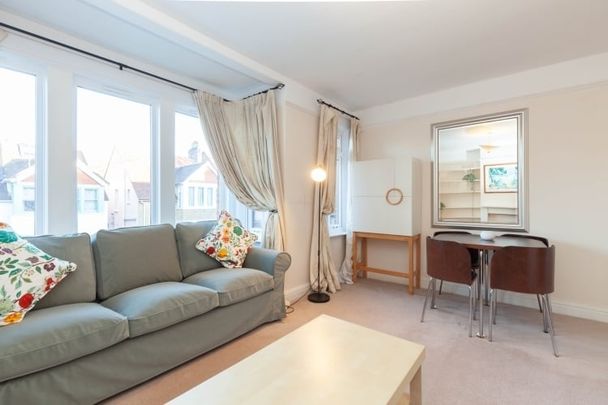 Stile Road, Headington - Photo 1