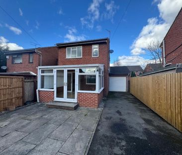 Elmton Close, Leeds - Photo 1